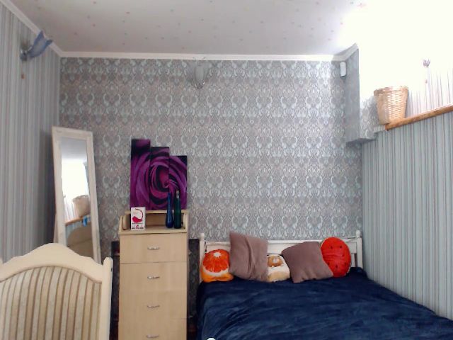 Live sex webcam photo for Ella_Hudson #271813654