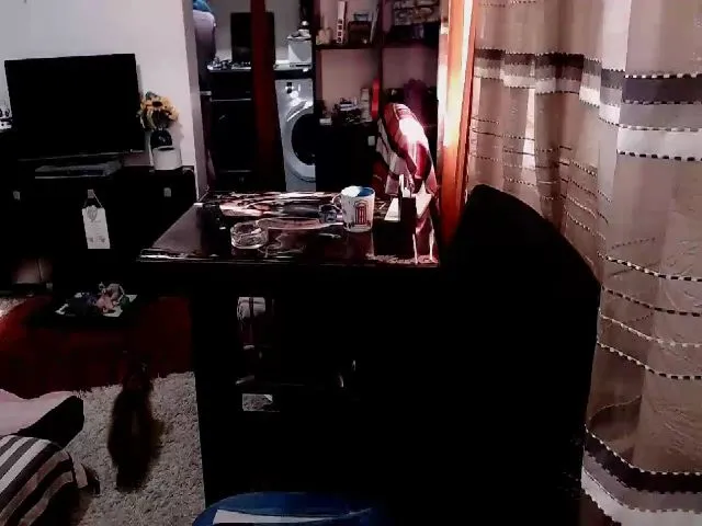 Live sex webcam photo for Ella_Sunshine #287890813