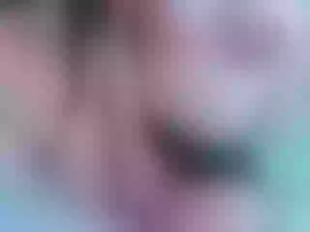 Live sex webcam photo for Ellaquality #273994687
