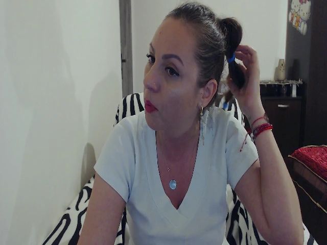 Live sex webcam photo for Ellasolemn #273555464