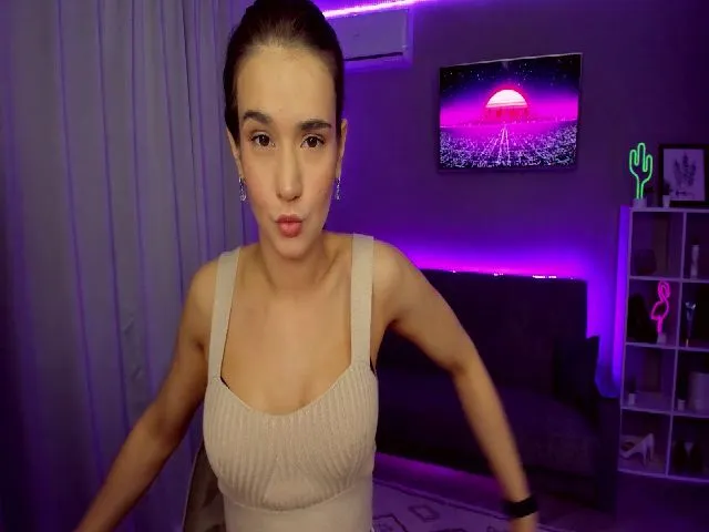 Live sex webcam photo for Ellies_Smile #273369407