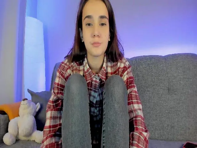 Live sex webcam photo for Ellies_Smile #273447641