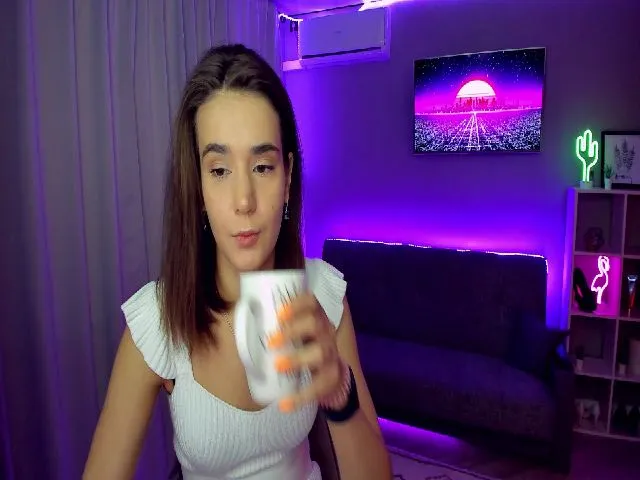 Live sex webcam photo for Ellies_Smile #273512830