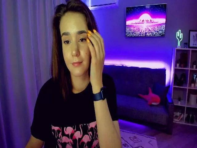 Live sex webcam photo for Ellies_Smile #273652256