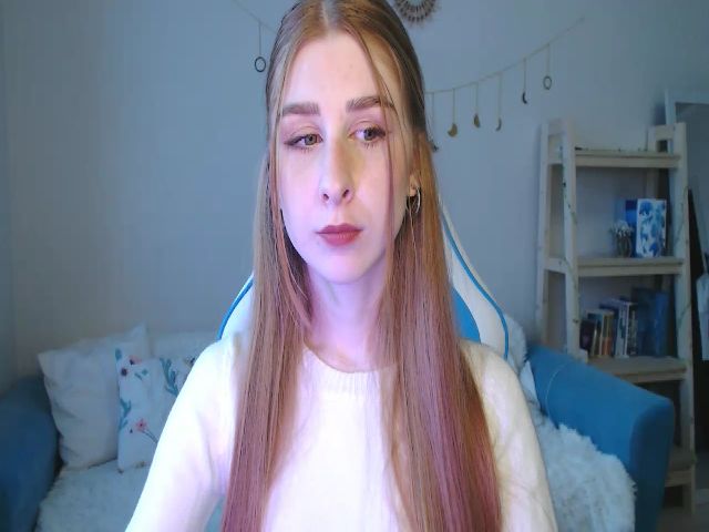 Live sex webcam photo for ElonaGinger #272675115