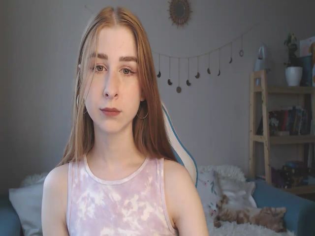 Live sex webcam photo for ElonaGinger #274342626