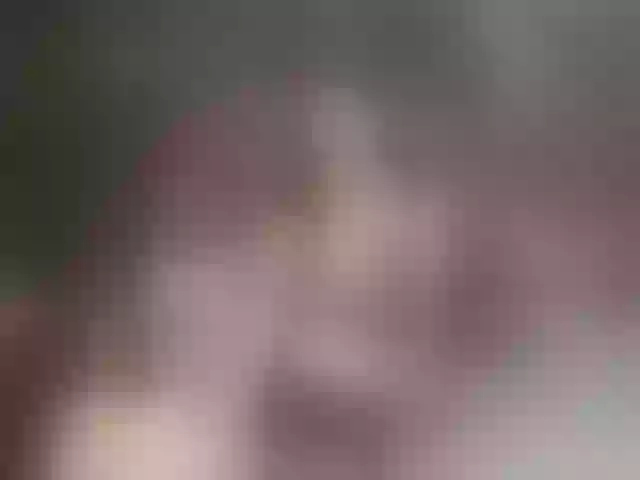 Live sex webcam photo for ElsaHines #274209936