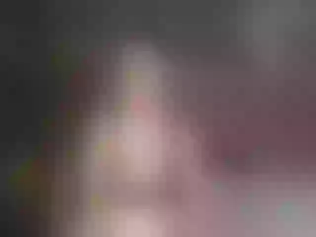 Live sex webcam photo for ElsaHines #274210807