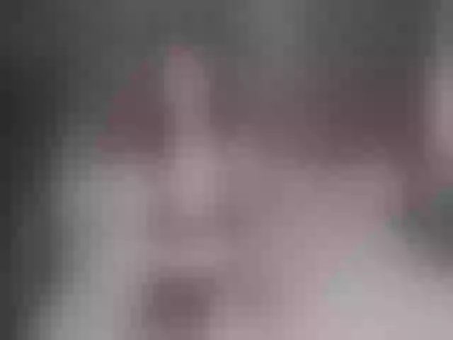 Live sex webcam photo for ElsaHines #274258828