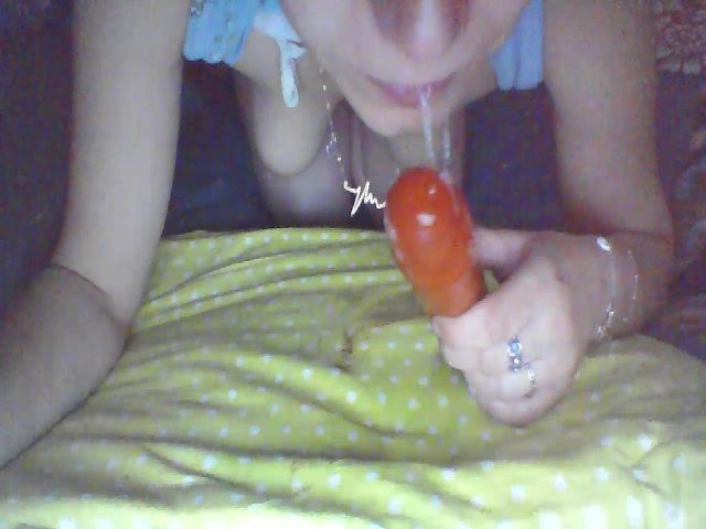 Live sex webcam photo for ElssaJohnson #273102024