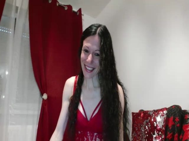 Live sex webcam photo for Elysasun #273254557