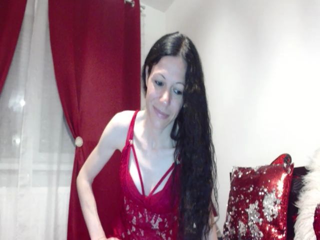 Live sex webcam photo for Elysasun #273680504