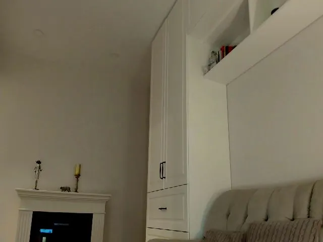 Live sex webcam photo for Elysewine #272874739