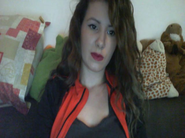 Live sex webcam photo for EmaSchifer #272739196