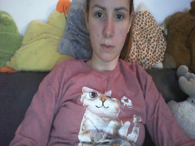 Live sex webcam photo for EmaSchifer #272900246