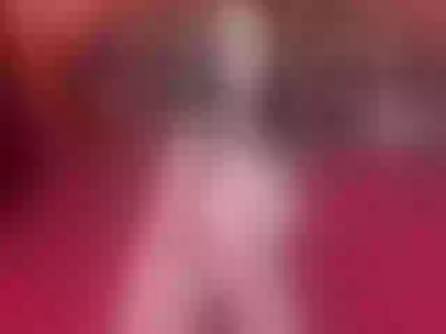 Live sex webcam photo for EmanueleSluty #273433685