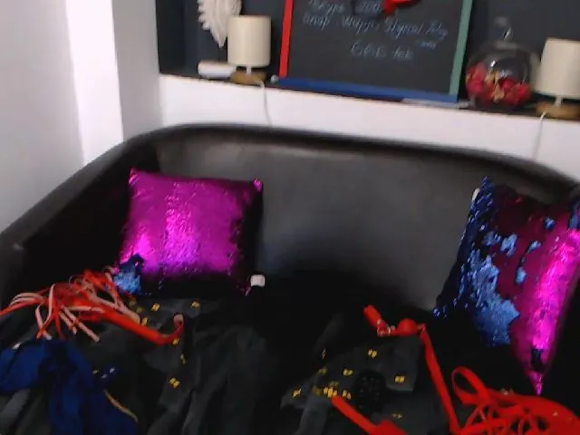 Live sex webcam photo for EmanueleSluty #274238648