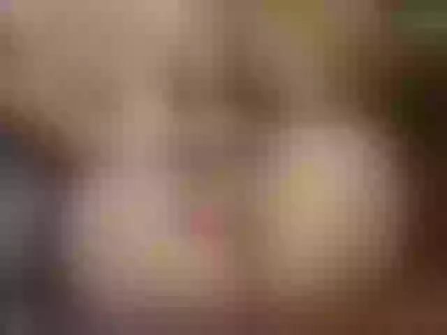 Live sex webcam photo for Emasmile95 #273334694
