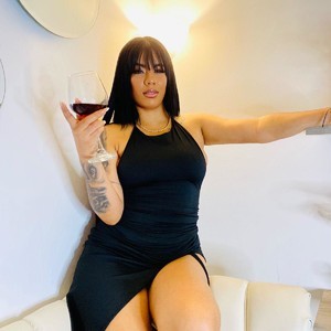 Live sex webcam photo for EmelysScott #278208514