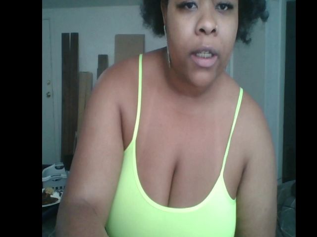 Live sex webcam photo for EmeraldEye_ #274375070