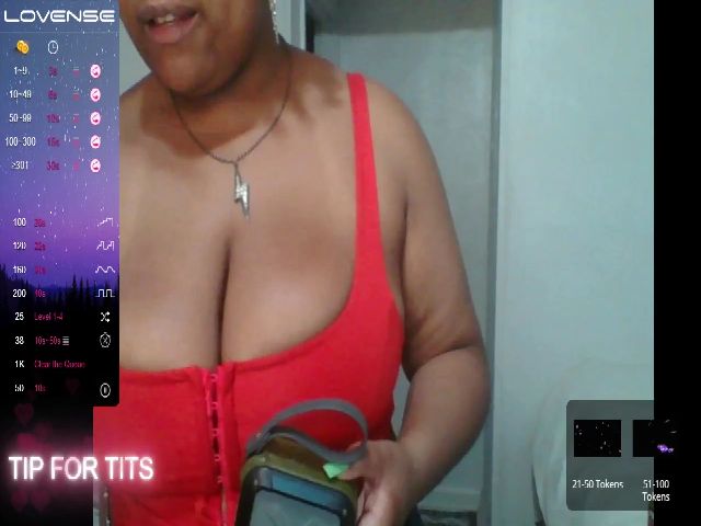 Live sex webcam photo for EmeraldEye_ #274491920