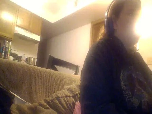 Live sex webcam photo for Emeraldlove23 #272052601