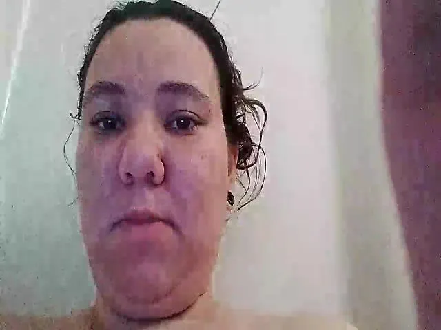 Live sex webcam photo for Emeraldlove23 #273029764