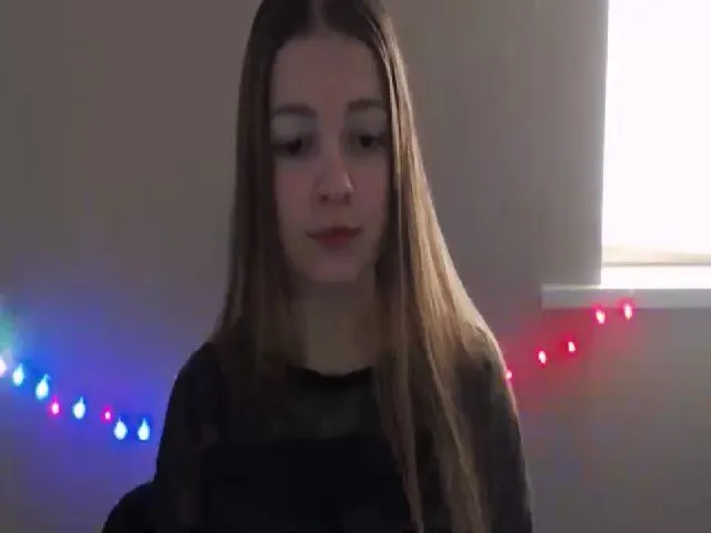 Live sex webcam photo for EmiStern #272158103