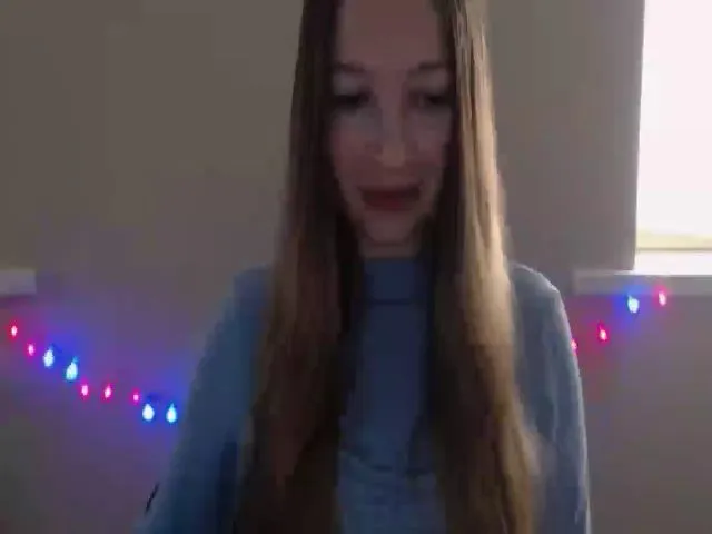 Live sex webcam photo for EmiStern #272215320