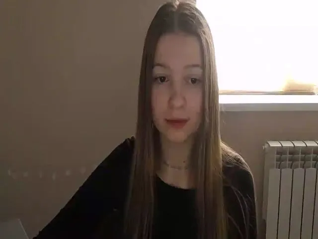 Live sex webcam photo for EmiStern #272475947