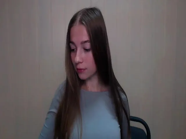 Live sex webcam photo for EmiStern #274719597