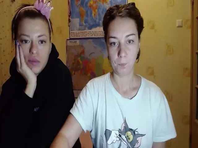 Live sex webcam photo for Emi_lywild #271929133
