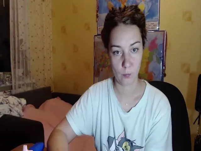 Live sex webcam photo for Emi_lywild #271951115