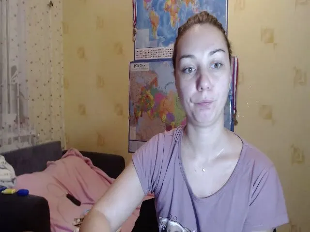 Live sex webcam photo for Emi_lywild #271962068