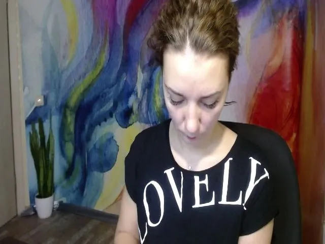 Live sex webcam photo for Emi_lywild #272522034