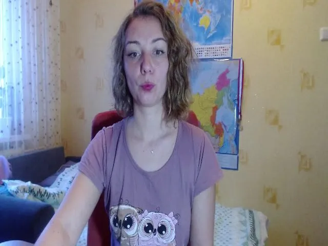 Live sex webcam photo for Emi_lywild #273546822
