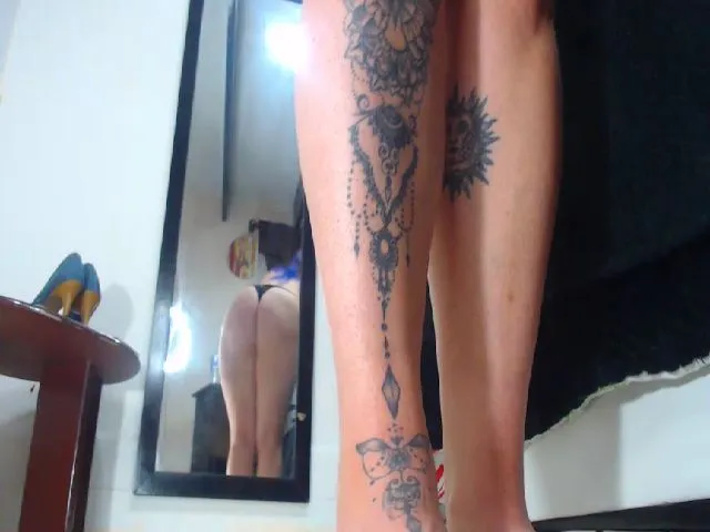 Live sex webcam photo for Emilianazains #272458305