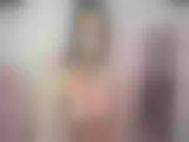 Live sex webcam photo for Emiliarain #272485968