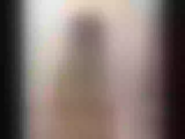 Live sex webcam photo for Emiliarain #272507799