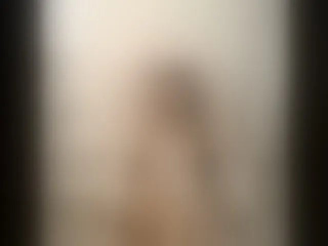 Live sex webcam photo for Emiliarain #272508437