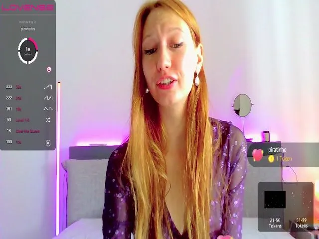 Live sex webcam photo for EmillyGinger #273461362