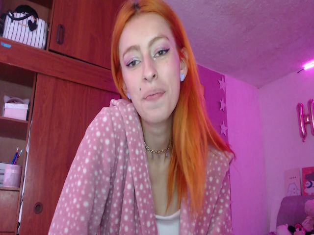 Live sex webcam photo for Emily18angel #273871916