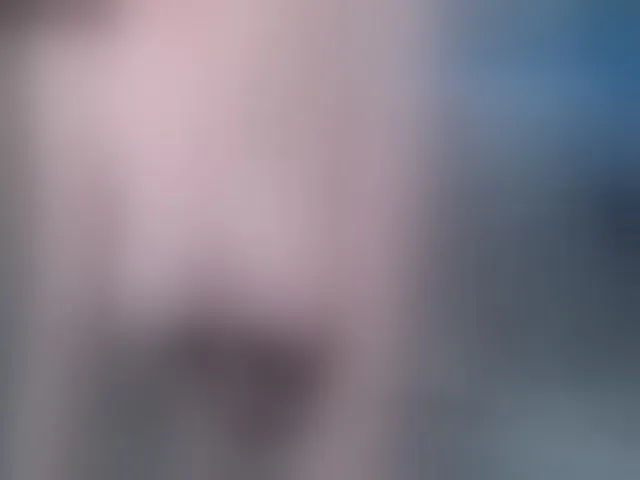Live sex webcam photo for Emily4Kiss #271825944