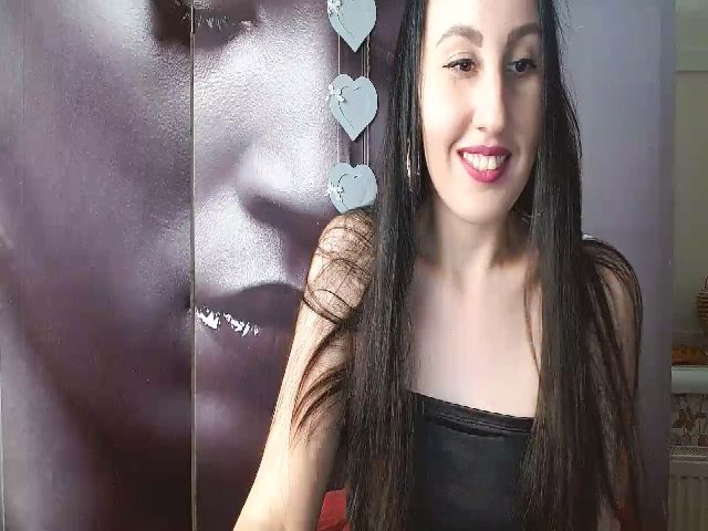 Live sex webcam photo for EmilyCuddlies #274105598