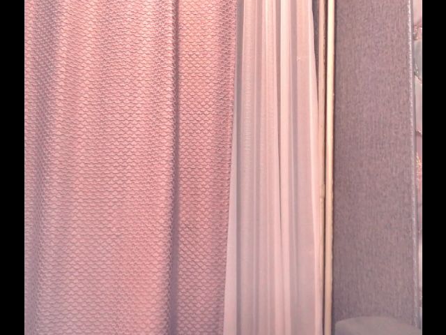 Live sex webcam photo for Emilyfoox #274106184