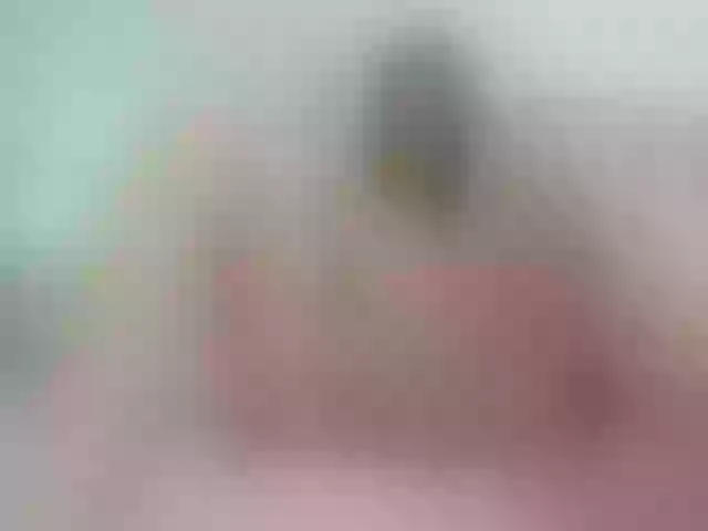 Live sex webcam photo for EmilyLittle #271782696