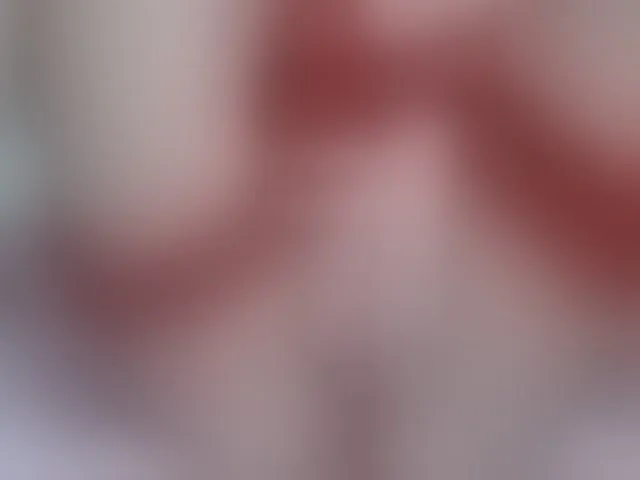 Live sex webcam photo for EmilyLittle #271788824