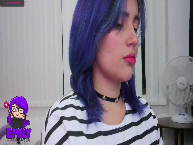 Live sex webcam photo for Emily_2016 #272432511
