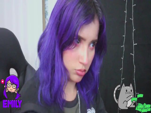 Live sex webcam photo for Emily_2016 #272535551