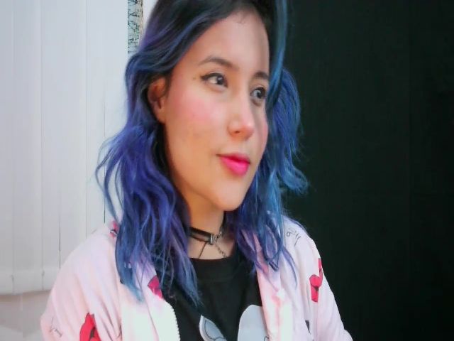 Live sex webcam photo for Emily_2016 #273392528